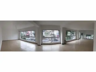 IMPORTANTE LOCAL COMERCIAL A ESTRENAR foto 2