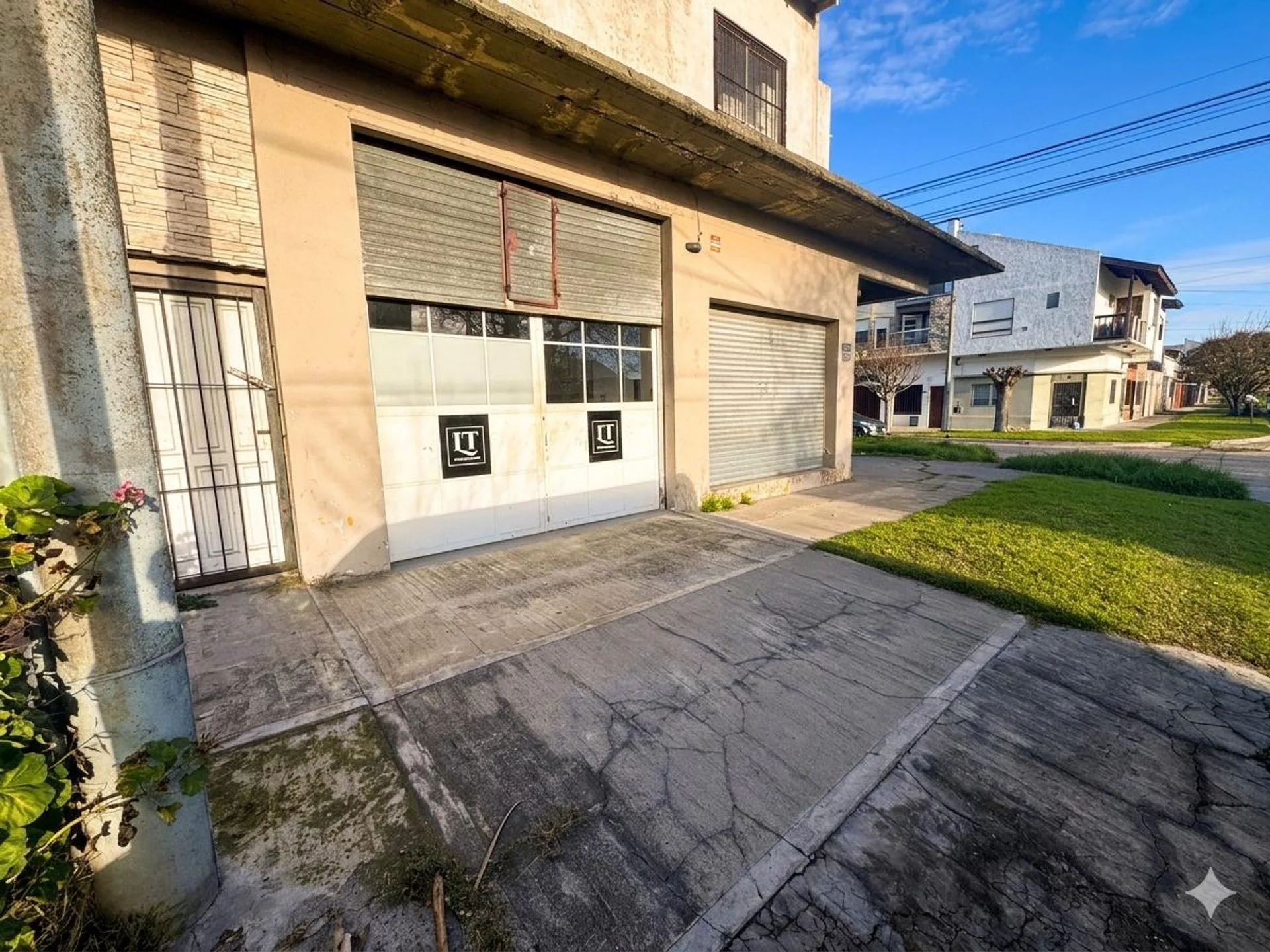 VENTA Local + 2 Departamentos P. Ramos Oeste foto 2