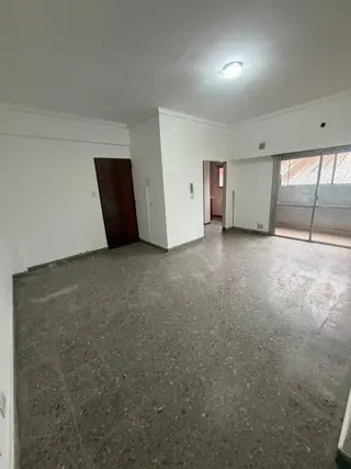 Alquiler departamento 3 ambientes Isidro Casanova foto 1