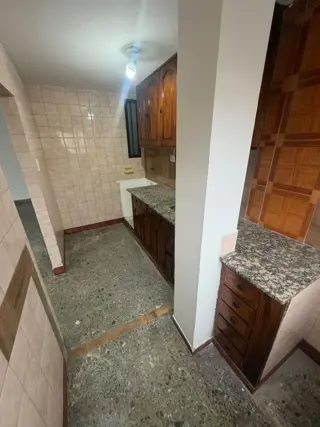 Alquiler departamento 3 ambientes Isidro Casanova foto 3