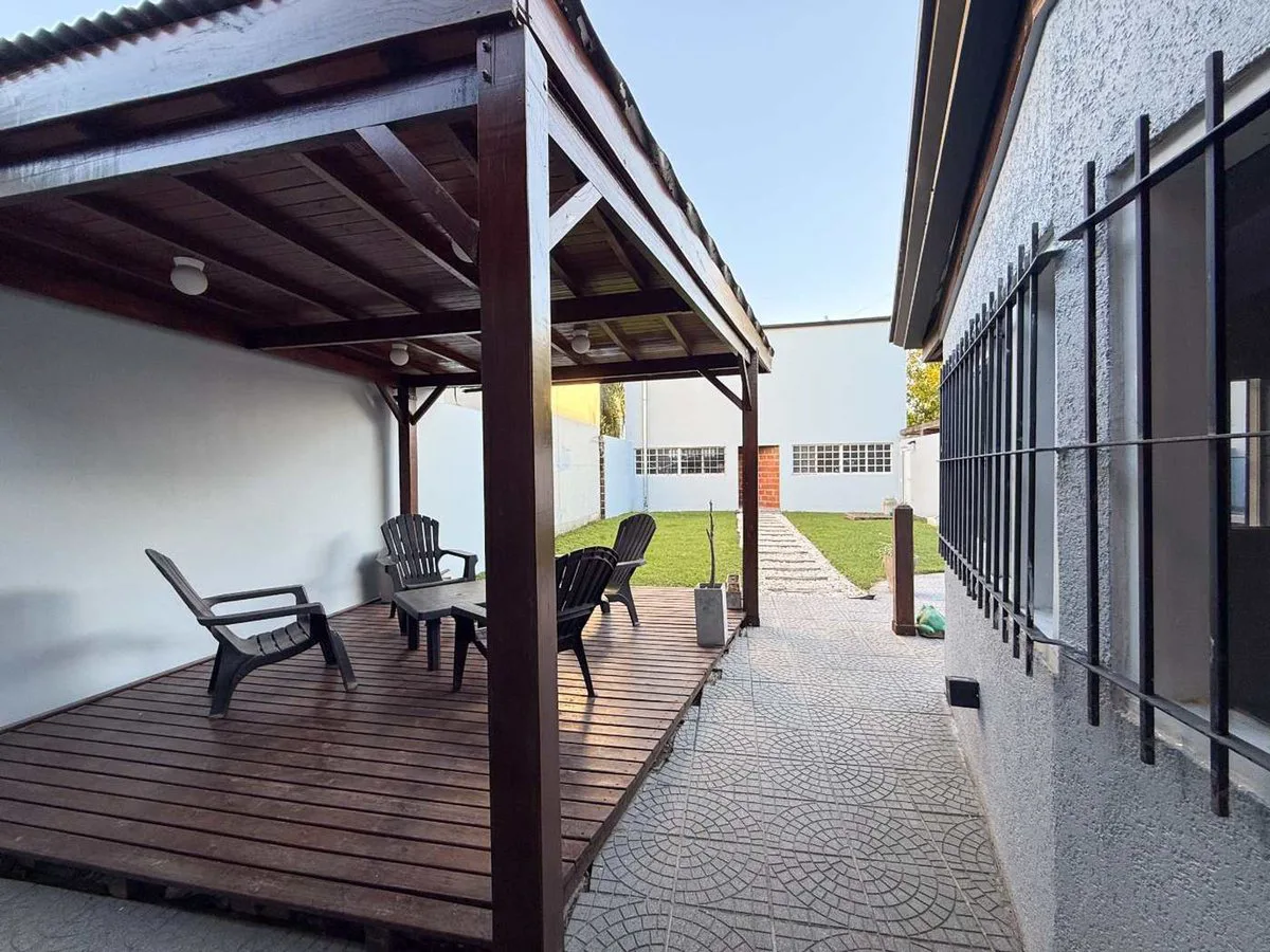 Casa en venta en Lisandro Olmos Posible Apto Banco foto 4
