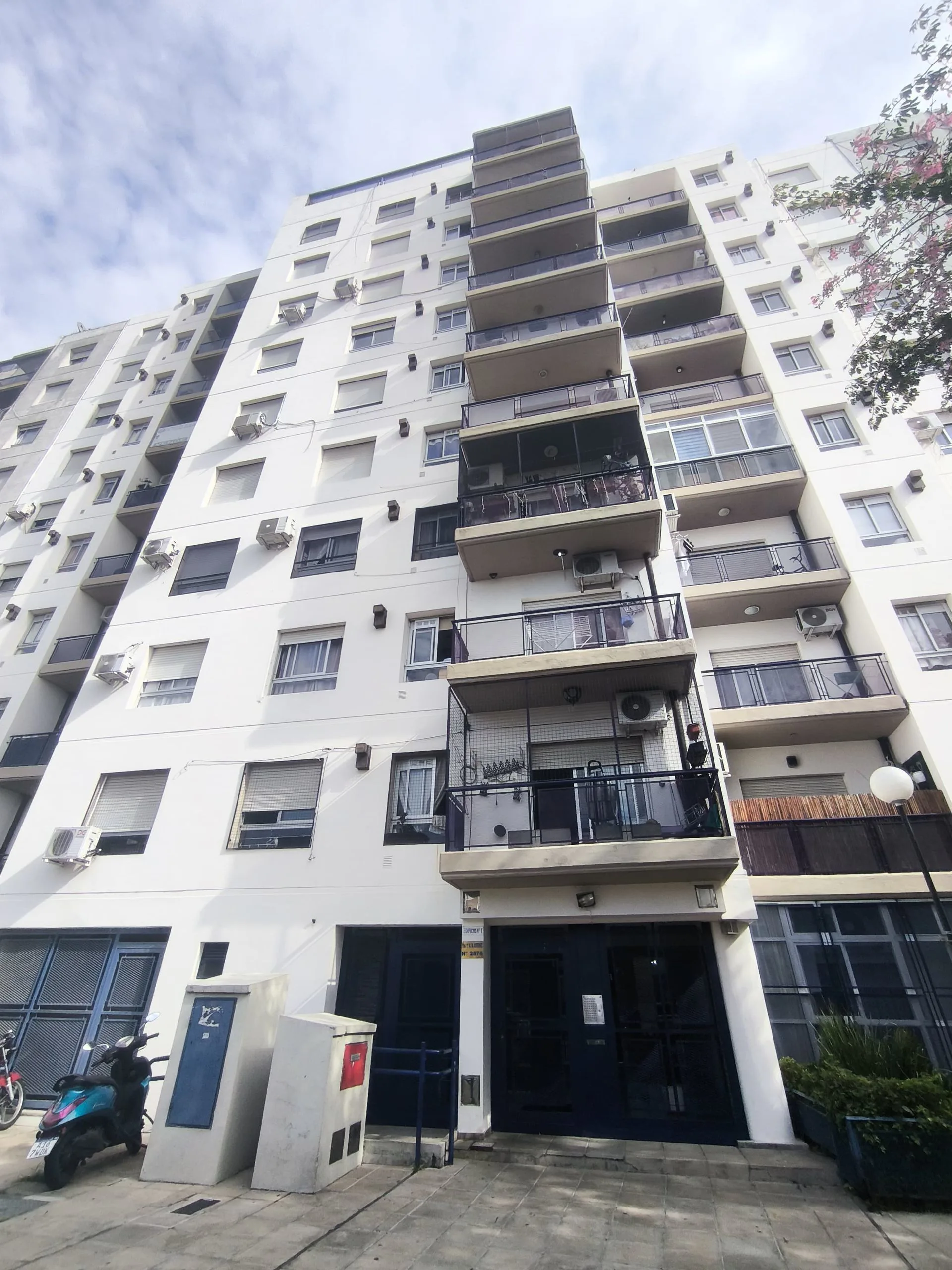 VENTA DEPTO 3 AMBIENTES PARQUE AVELLANEDA foto 3