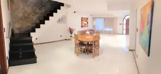 IMPORTANTE CHALET DE CATEGORIA USO COMERCIAL foto 3