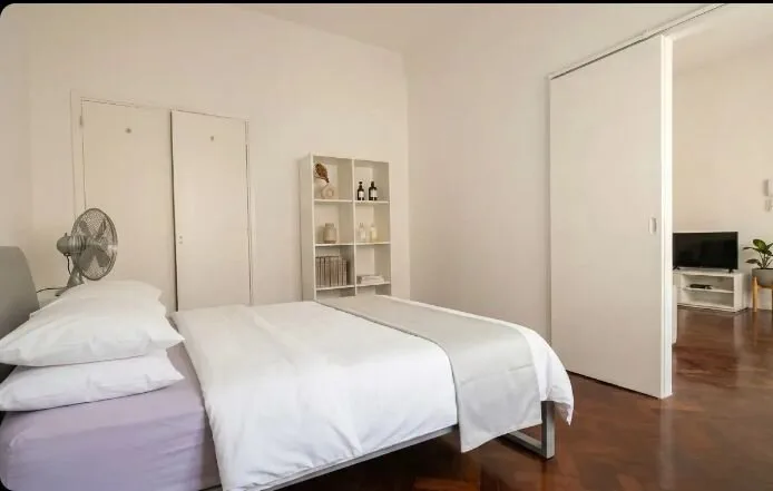 Oportunidad! se vende un agradable departamento de 2 ambientes amplio - Balvanera foto 3