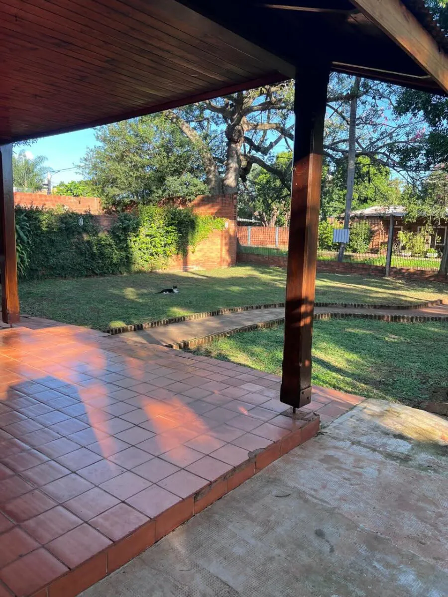 Vendo o Permuto Chalet con amplio terreno Bermudez y Suiza foto 5