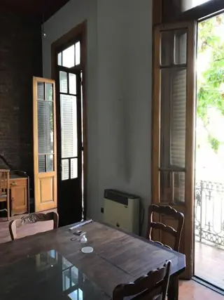 Av Indepndencia al 300, 3 AMBIENTES AL FRENTE CON BALCON foto 3