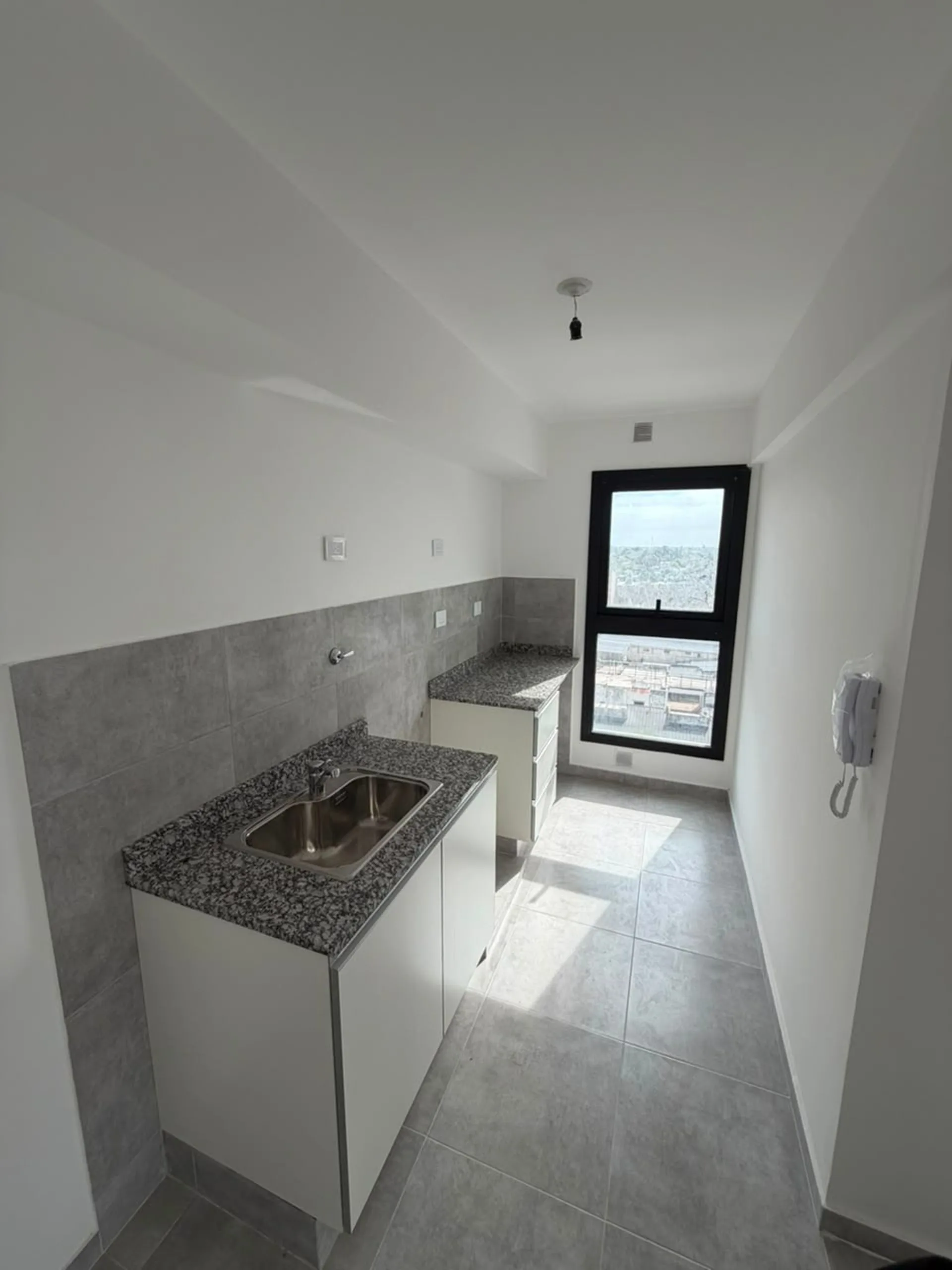 VENTA DPTO 1 DORM A ESTRENAR-PASEO DEL MOLINO foto 3