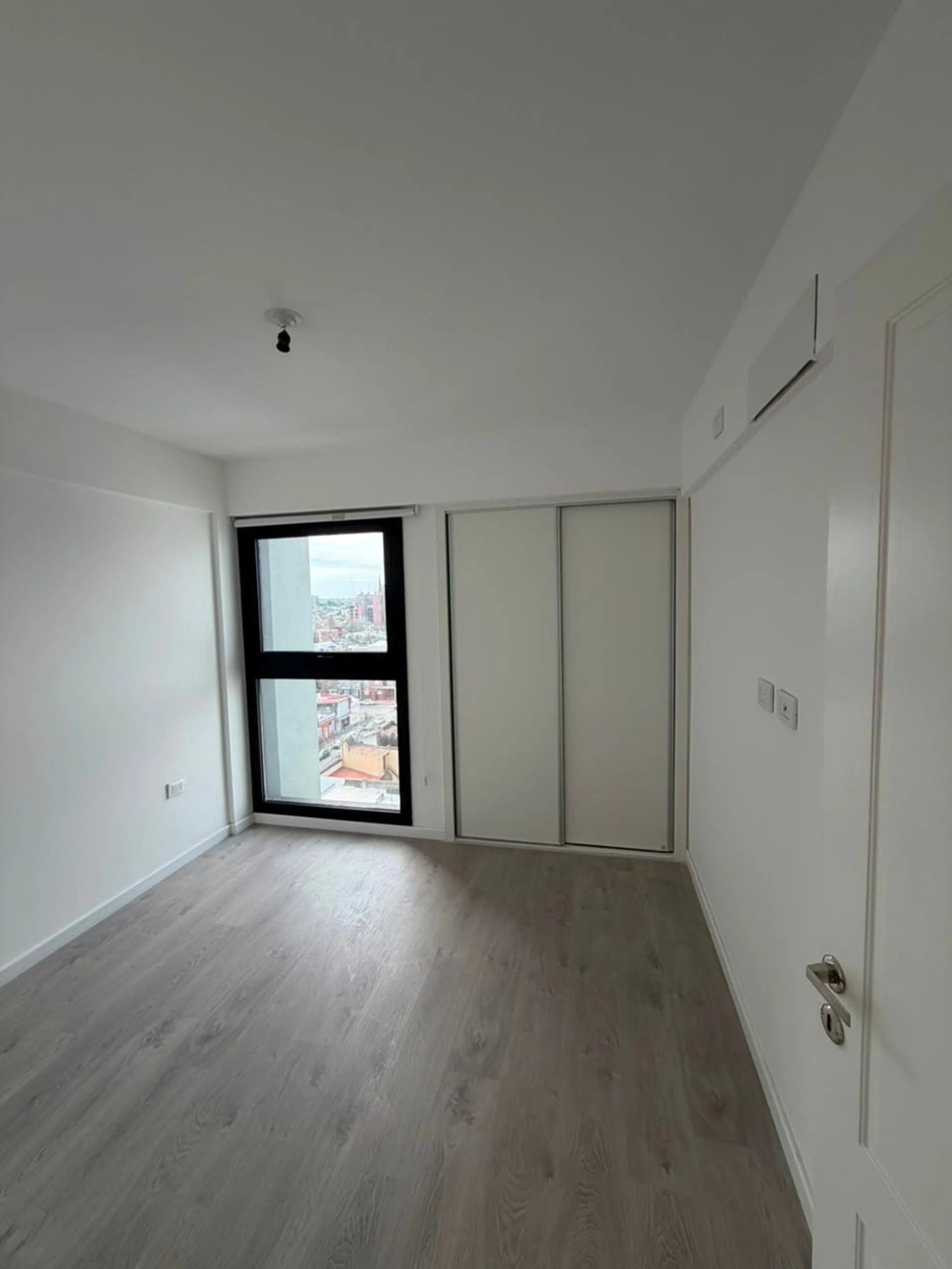 VENTA DPTO 1 DORM A ESTRENAR-PASEO DEL MOLINO foto 4