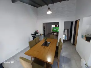 Excelente Casa 4 Ambientes En Venta, Los Paraisos 82, Villa Udaondo, Ituzaingó. foto 4