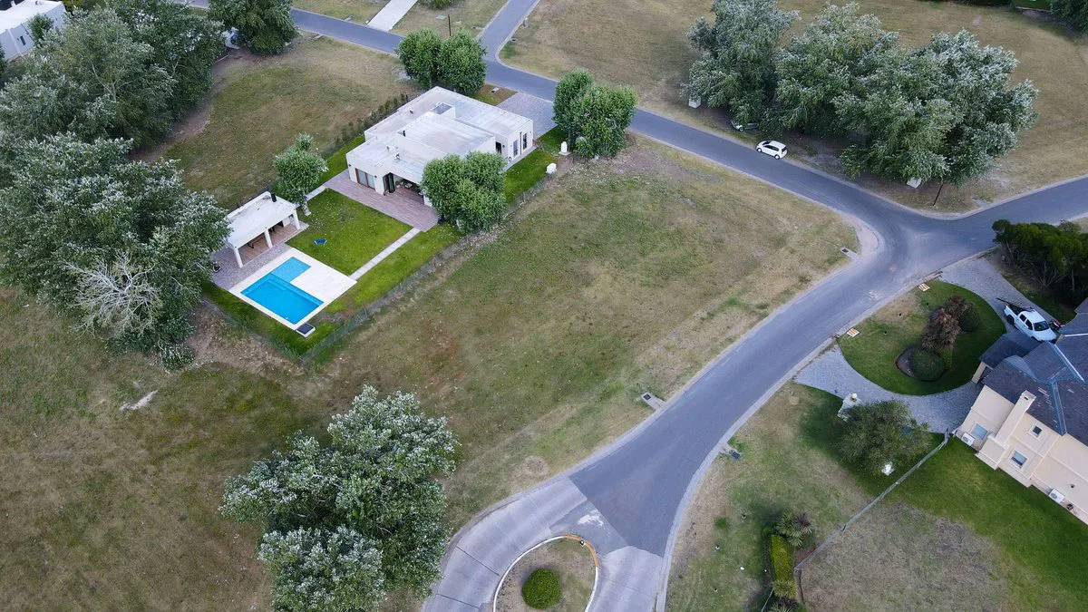 LOTE INTERNO EN VENTA SAN ELISEO COUNTRY & GOLF foto 4