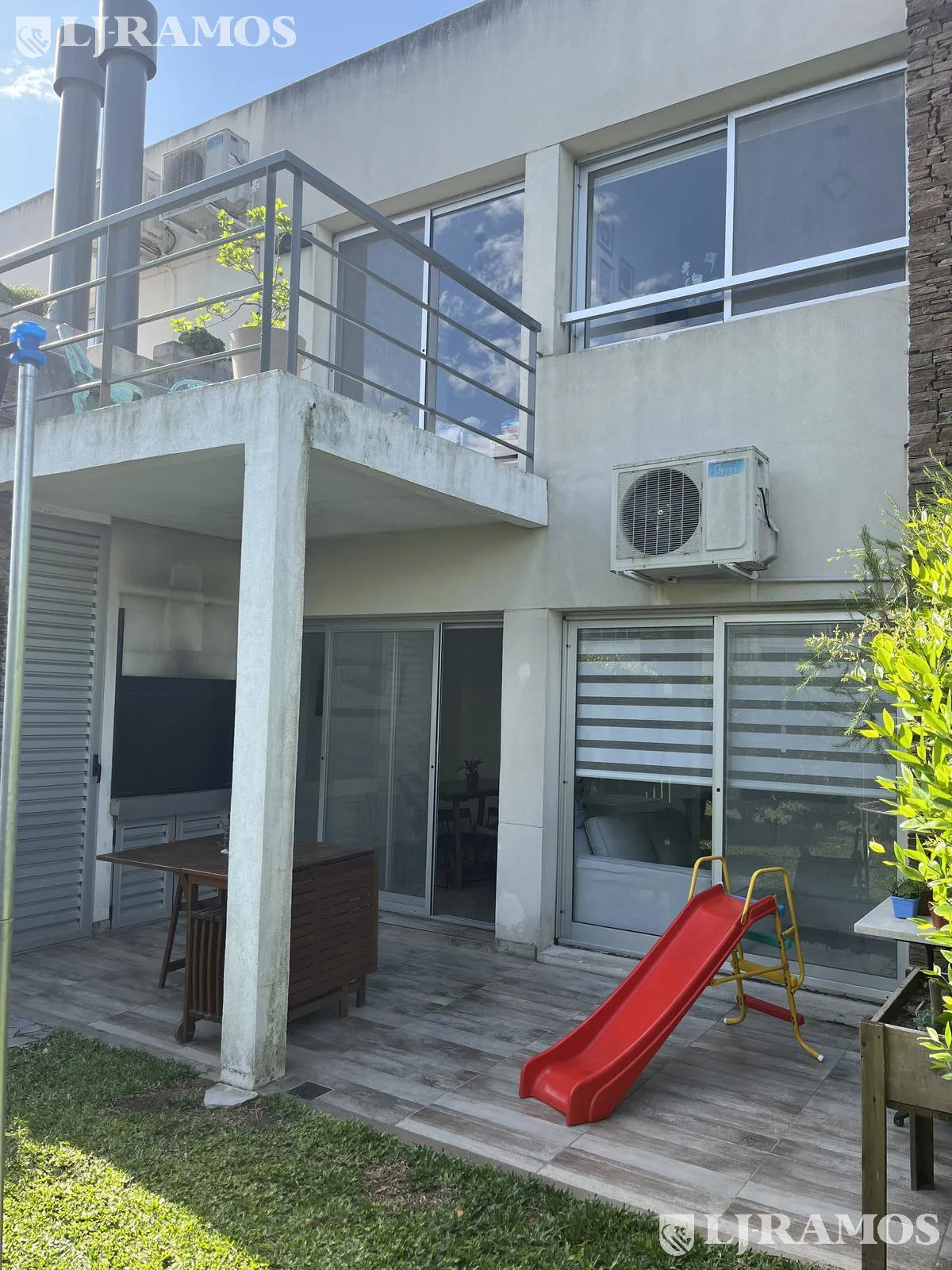 Casa tipo duplex de 4 amb  en venta en El Sendero - Nordelta foto 3