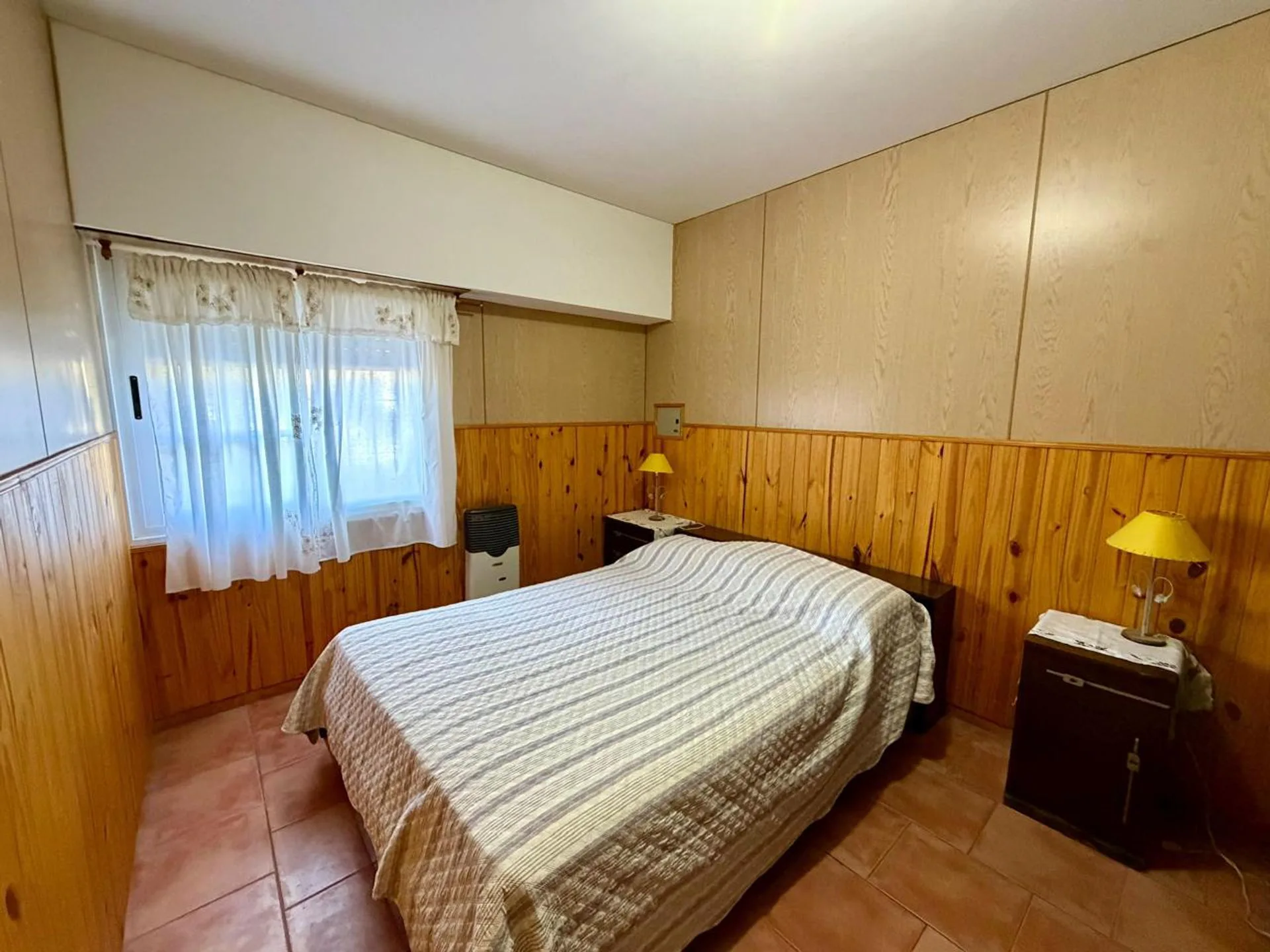 VENTA EXCELENTE PROPIEDAD EN MONTE HERMOSO foto 4