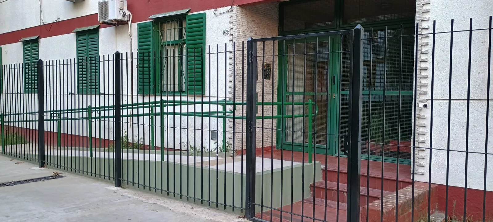 3 AMB,FLORES,U$D 44.000.-,APTO CRÉDITO, MUY LUMINOSO foto 3