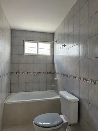 ALQUILER – LOCAL – BARRIO MUTUAL foto 2