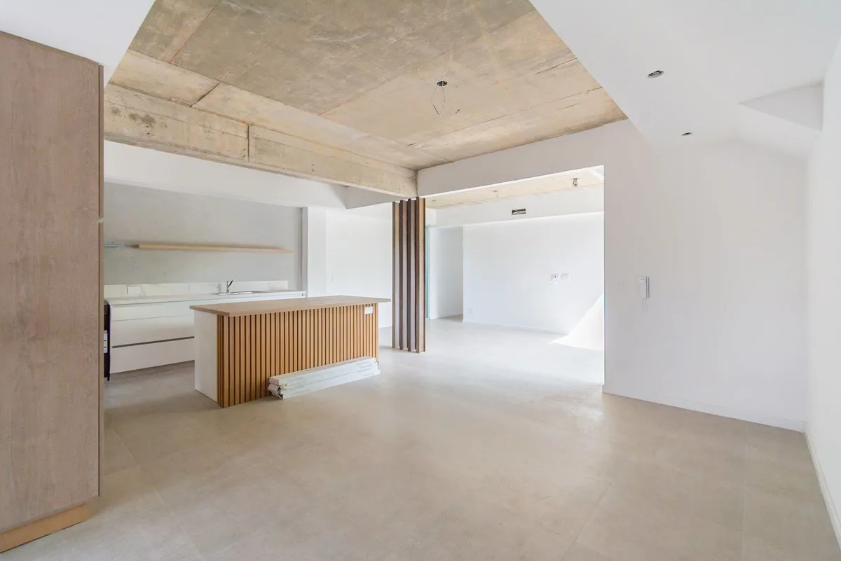VENTA CASA TRES AMBIENTE PLANTA BAJA PARQUE LELOIR foto 3