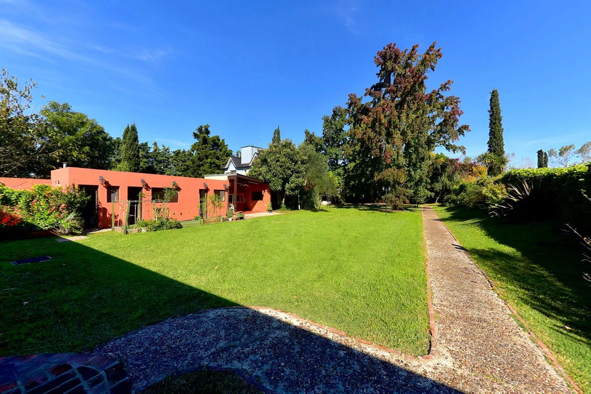 VENTA CASA EN PARQUE IRIZAR PILAR foto 5