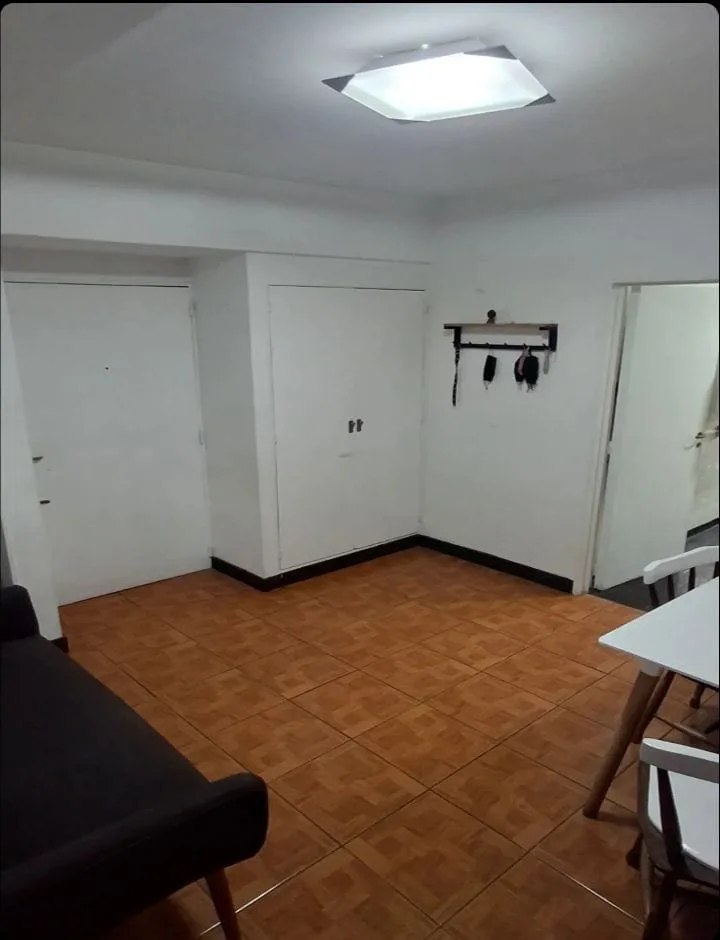 Se Vende un hermoso Departamento Monoambiente Amplio con Balcón - Balvanera foto 4