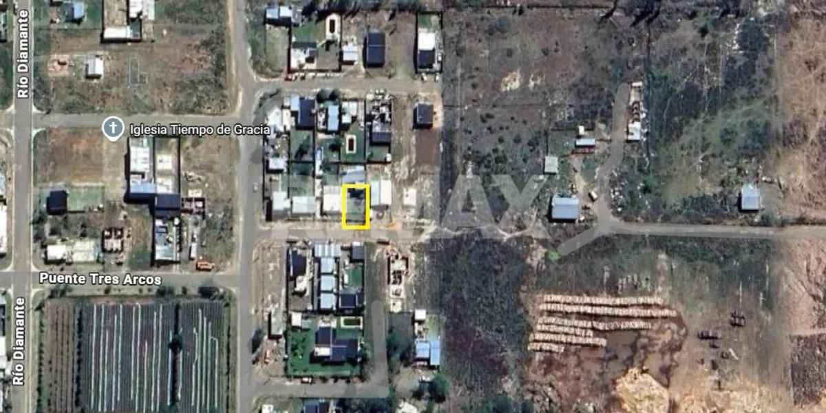 LOTE EN VENTA PLOTTIER C/ AVANCES DE CONSTRUCCION foto 4