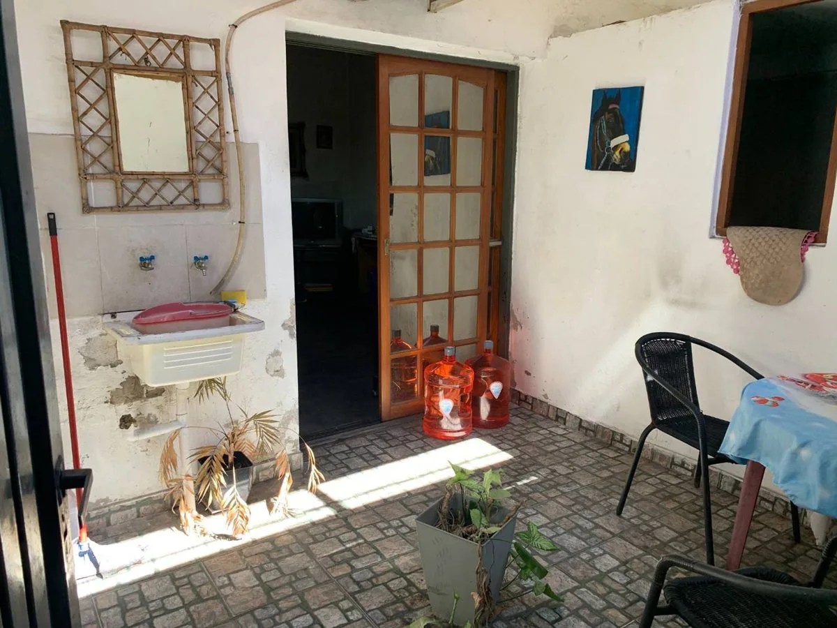 CASA MULTIFAMILIAR EN VENTA EN MATANZA C/LOCAL foto 5