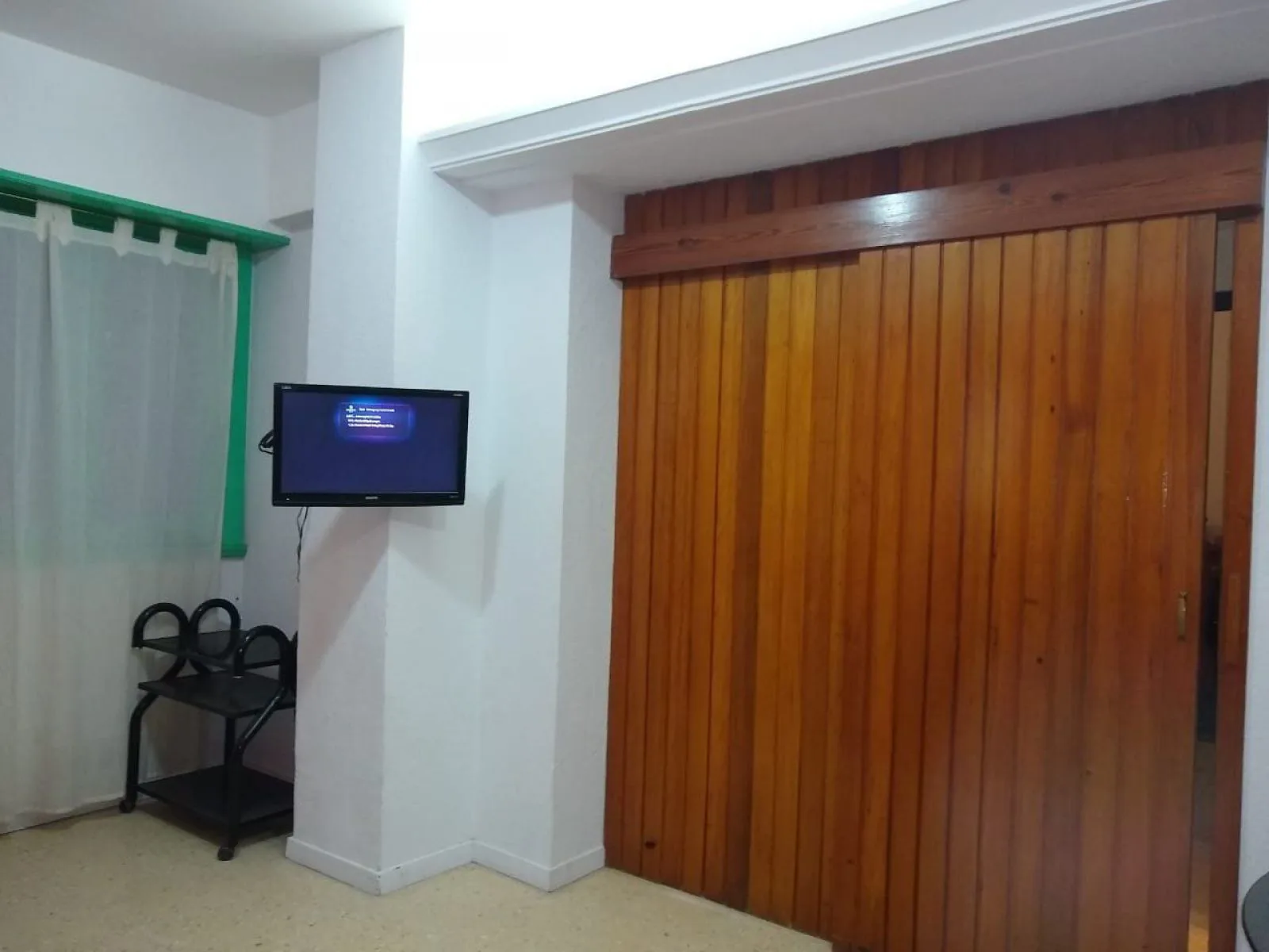 1-Bedroom Apartment with French Balcony in Miramar, Premier Building – photo 8 of 17