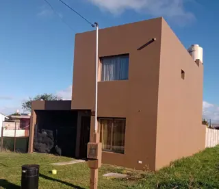 CASA DE 3 AMBIENTES EN LA COSTA SANTA ELENA,MAR CHIQUITA foto 2