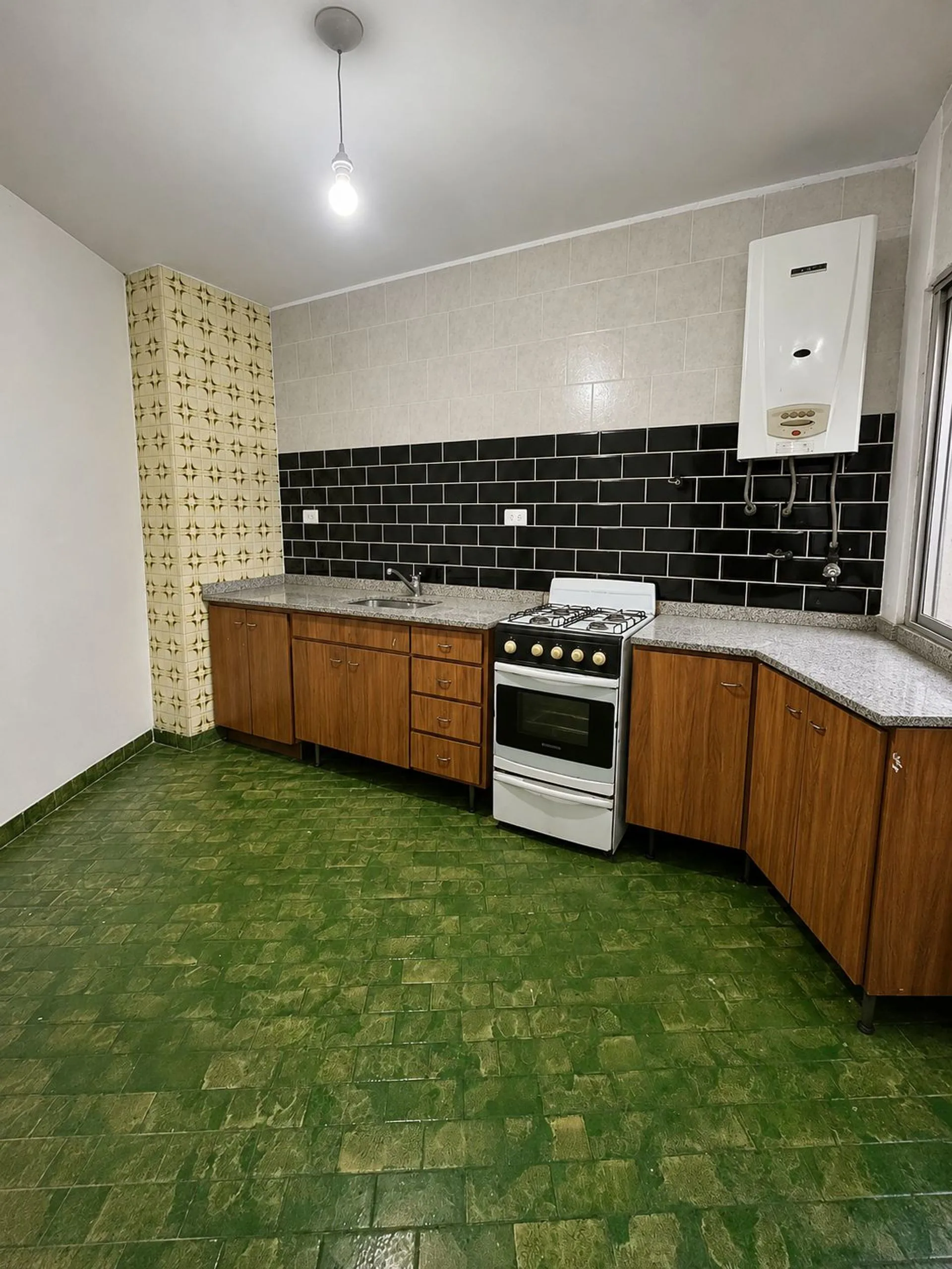 Departamento 3 ambientes en venta Lugano 1 y 2 foto 2