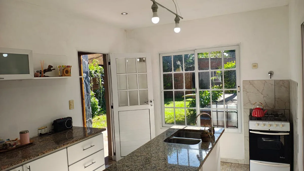 Casa 2 Dormitorios en Venta en Dolores, con Plieta foto 2