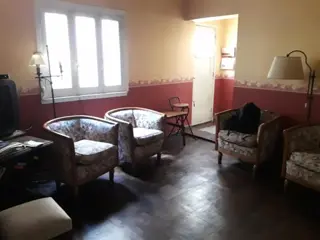 CASA DE 4 AMBIENTES SOBRE LOTE 8,66 X 34,64 foto 2
