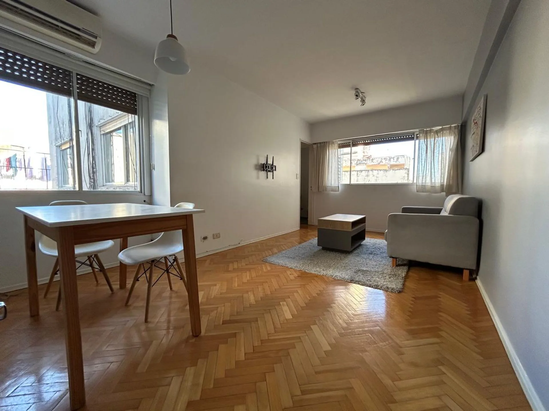 DEPARTAMENTO EN VENTA DE 3 AMBIENTES-RECOLETA foto 2