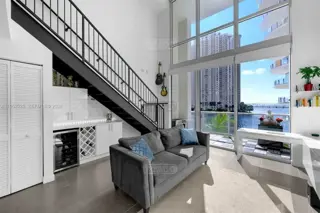 300 S Biscayne Blvd #L-410 300 foto 1