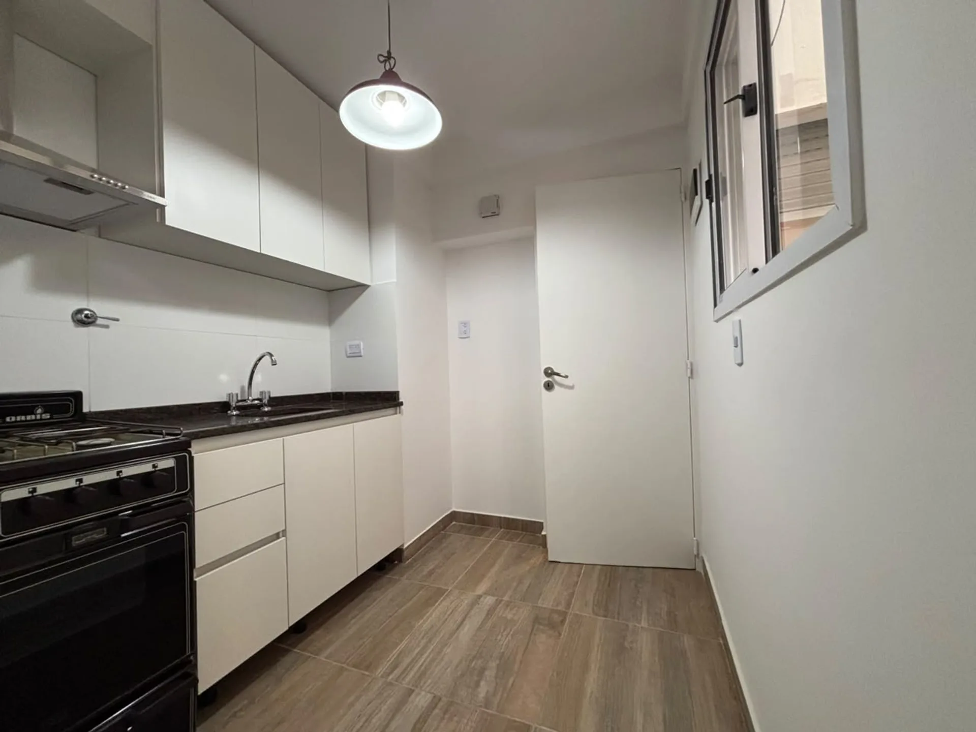 VENTA DEPARTAMENTO 3 AMBIENTES C/ BALCON APTO CRED foto 4