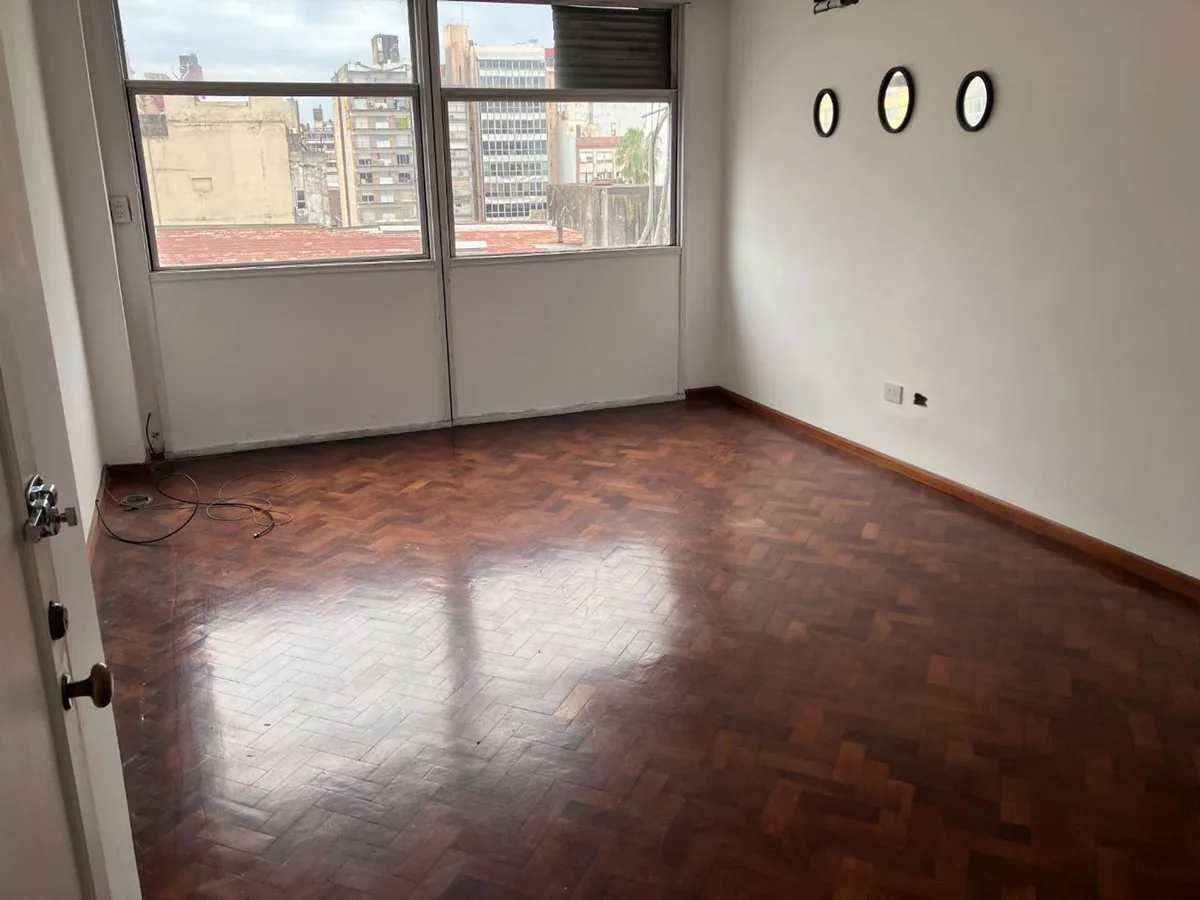 VENTA SEMIPISO 2 DORMITORIOS - CENTRO foto 2