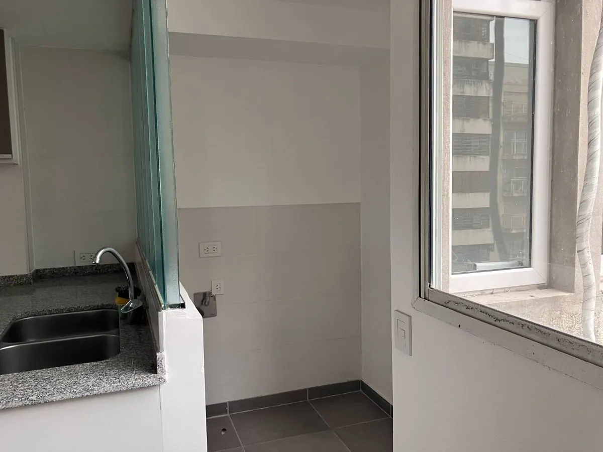 VENTA SEMIPISO 2 DORMITORIOS - CENTRO foto 5