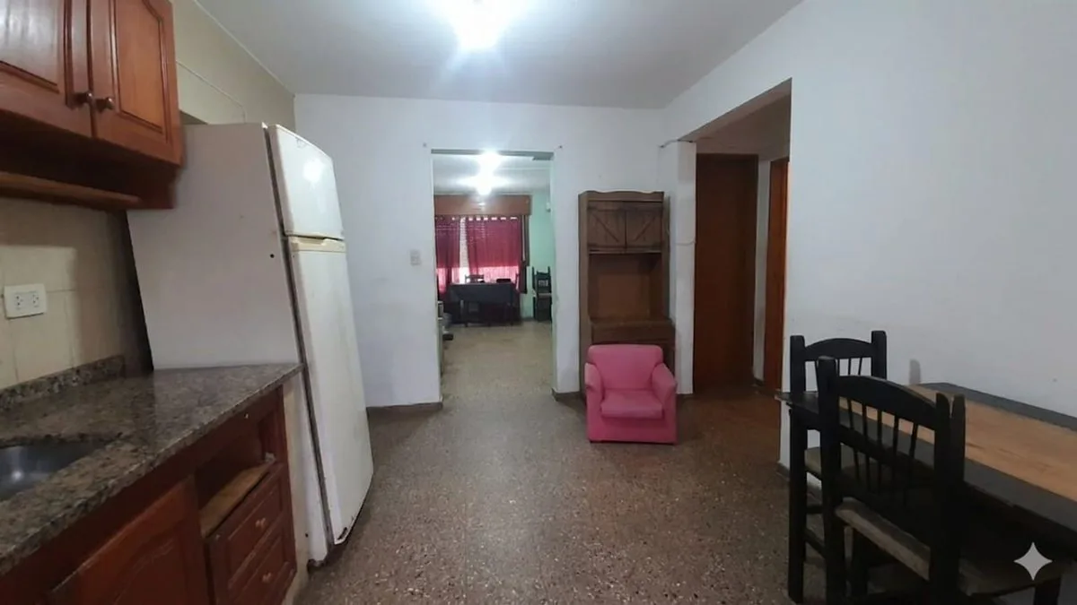 CASA EN VENTA DOS DORMITORIOS foto 4