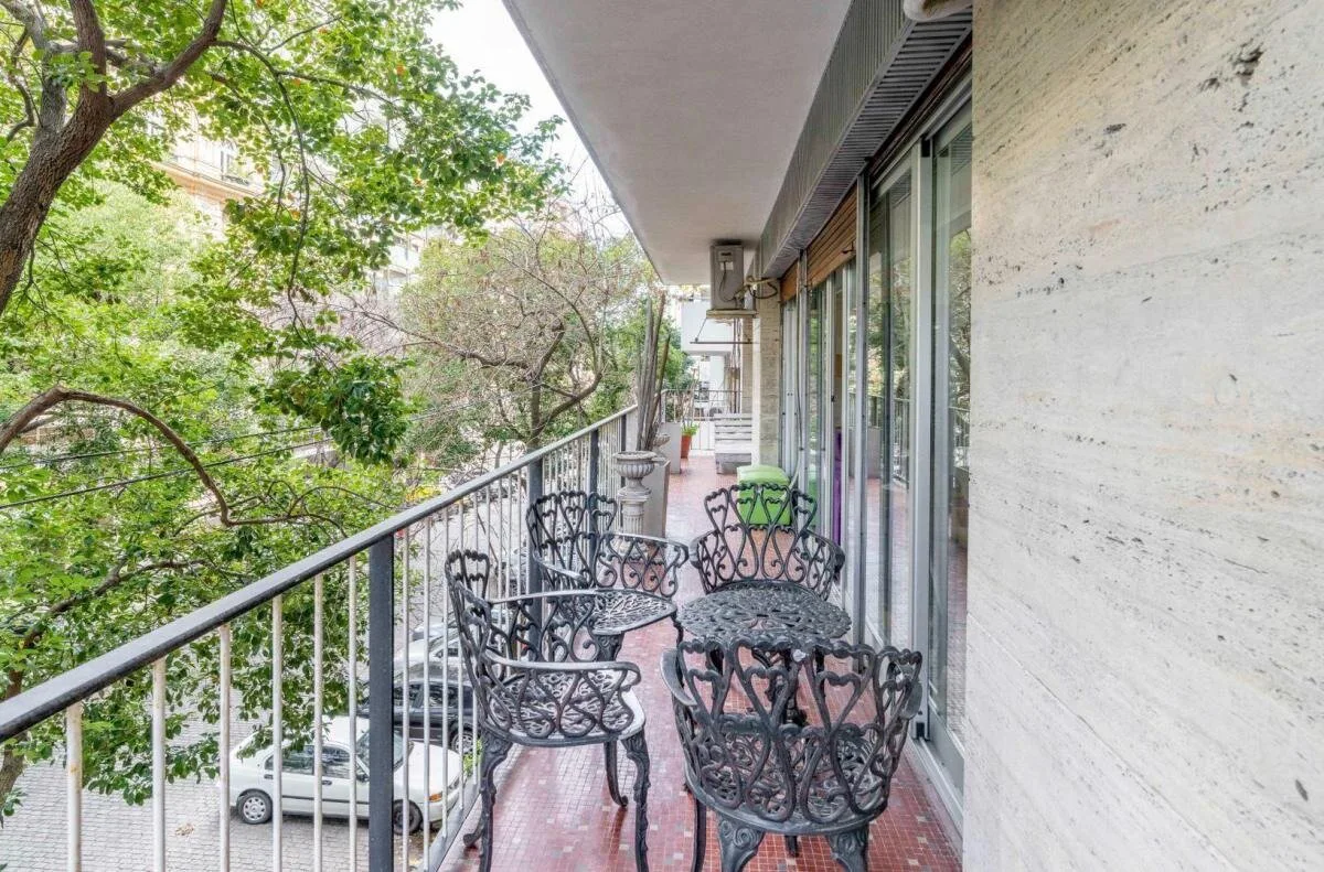Recoleta, Galileo 2400, 4 amb, 203m2, 1 cochera, vista al frente, VENTA u$s 800.000 foto 2