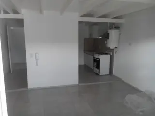 DEPTO 2 AMB.TIPO LOFT CON COCHERA , COMPLEJO CON PISICINA 2 PISO POR ESCALERA.SIN EXPENSAS NI ABL foto 1
