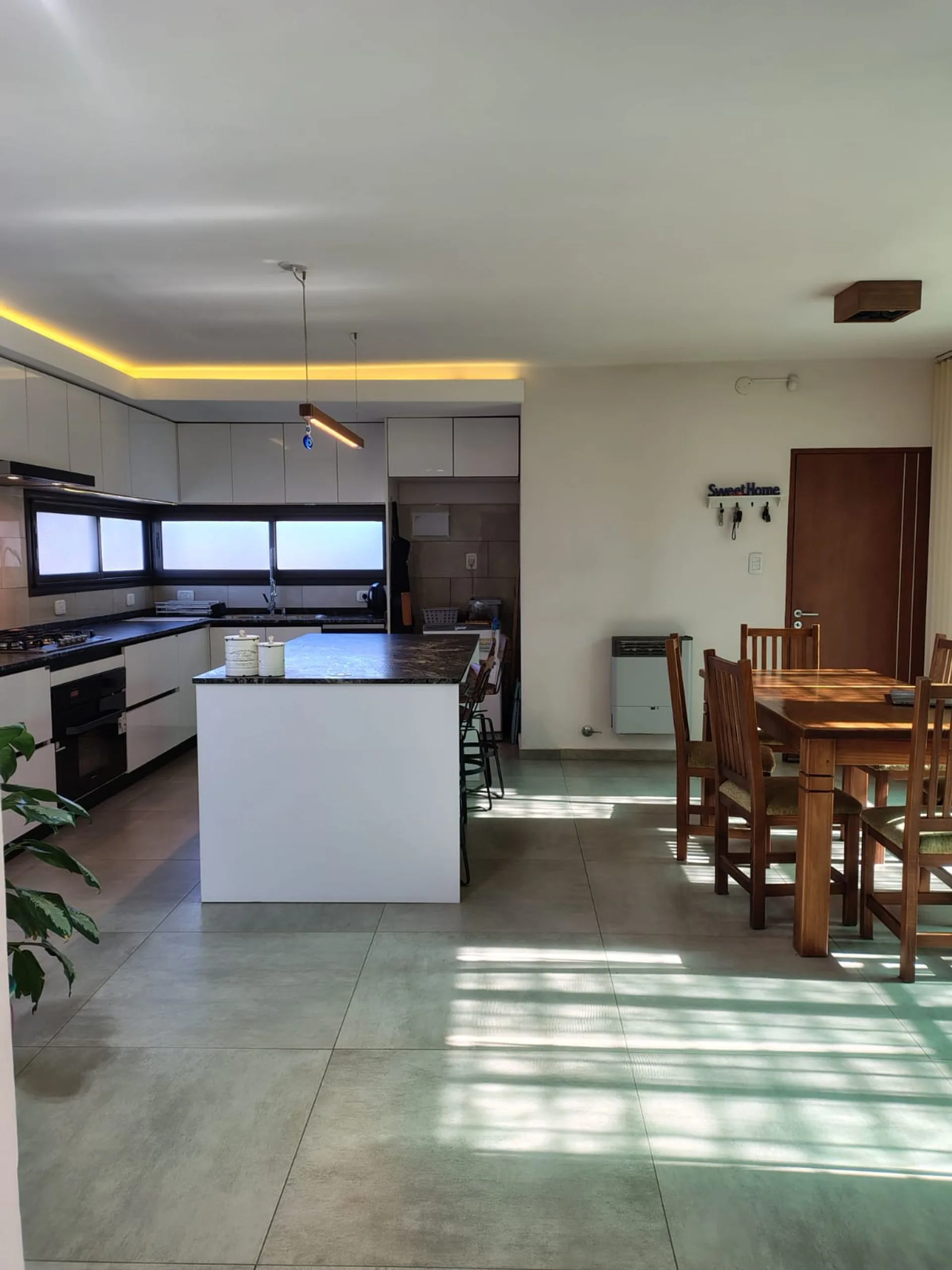 VENDE EXCLUSICA CASA Bº PRIVADO LAS LAJAS SAN LUIS foto 4