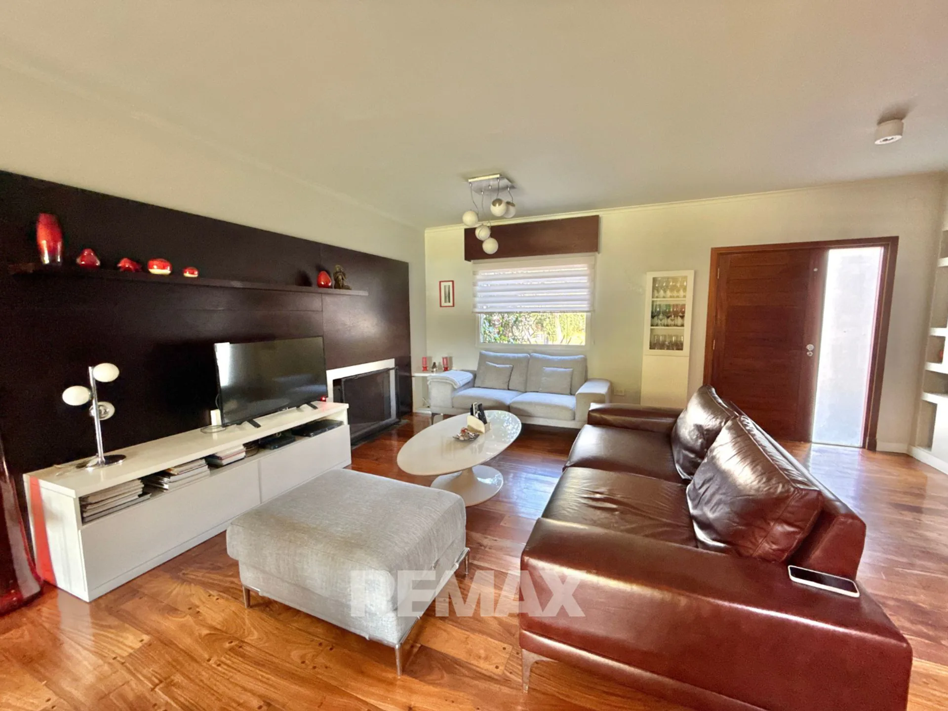 VENTA CASA 5 AMB. BARRIO CERRADO LAS CONDES PILAR foto 5