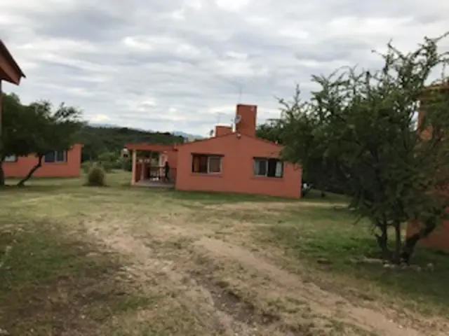 OPORTUNIDAD VENTA DE EXCELENTE COMPLEJO DE OCHO CABAÑAS EN CABALANGO