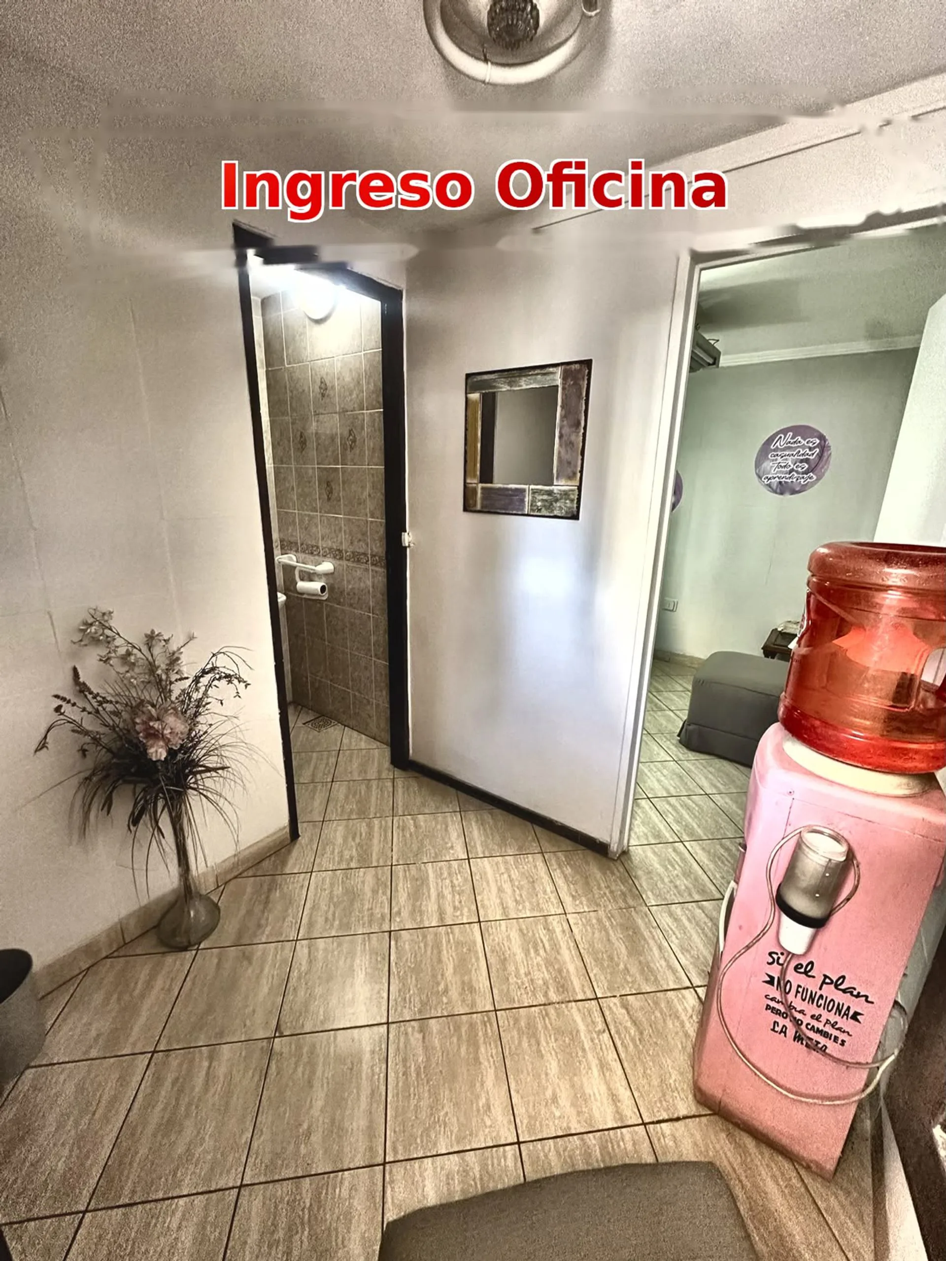 HERMOSA CASA EN PLENO CENTRO DE SGO foto 3