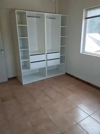 Se Vende Cómodo Departamento de Dos Dormitorios en Villa P.  La Cascada foto 2