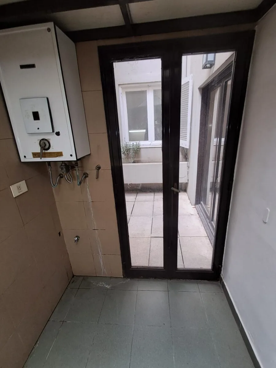 Dos ambientes Facultad de Medicina con patio Garantes con Recibos de Sueldos foto 5