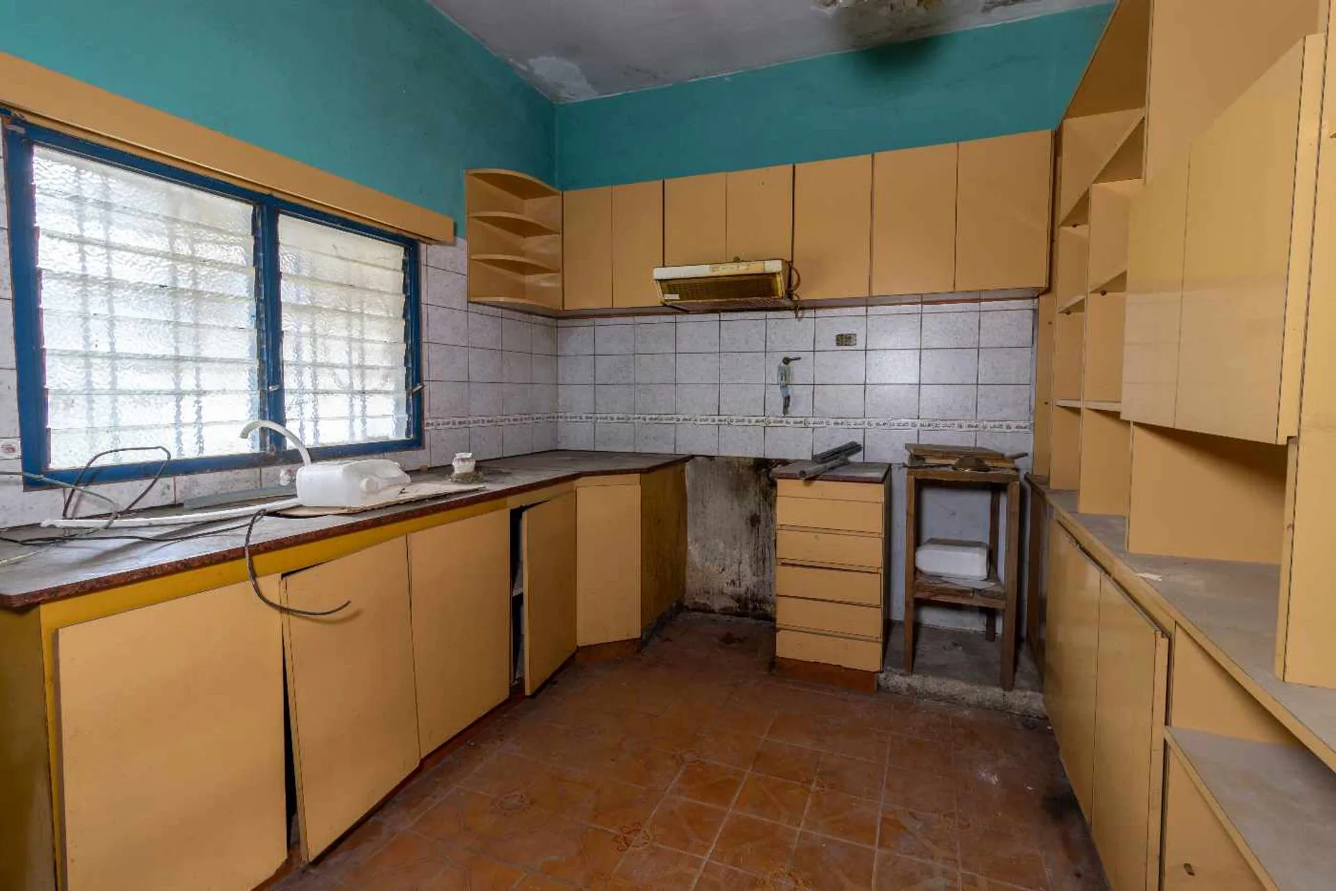 VENTA CASA 3 AMB- CASTELAR SUR C/ COCHERA foto 5
