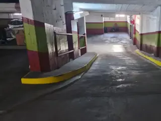 Cochera fija cubierta en venta - Colegiales Amenábar | Argenprop foto 2