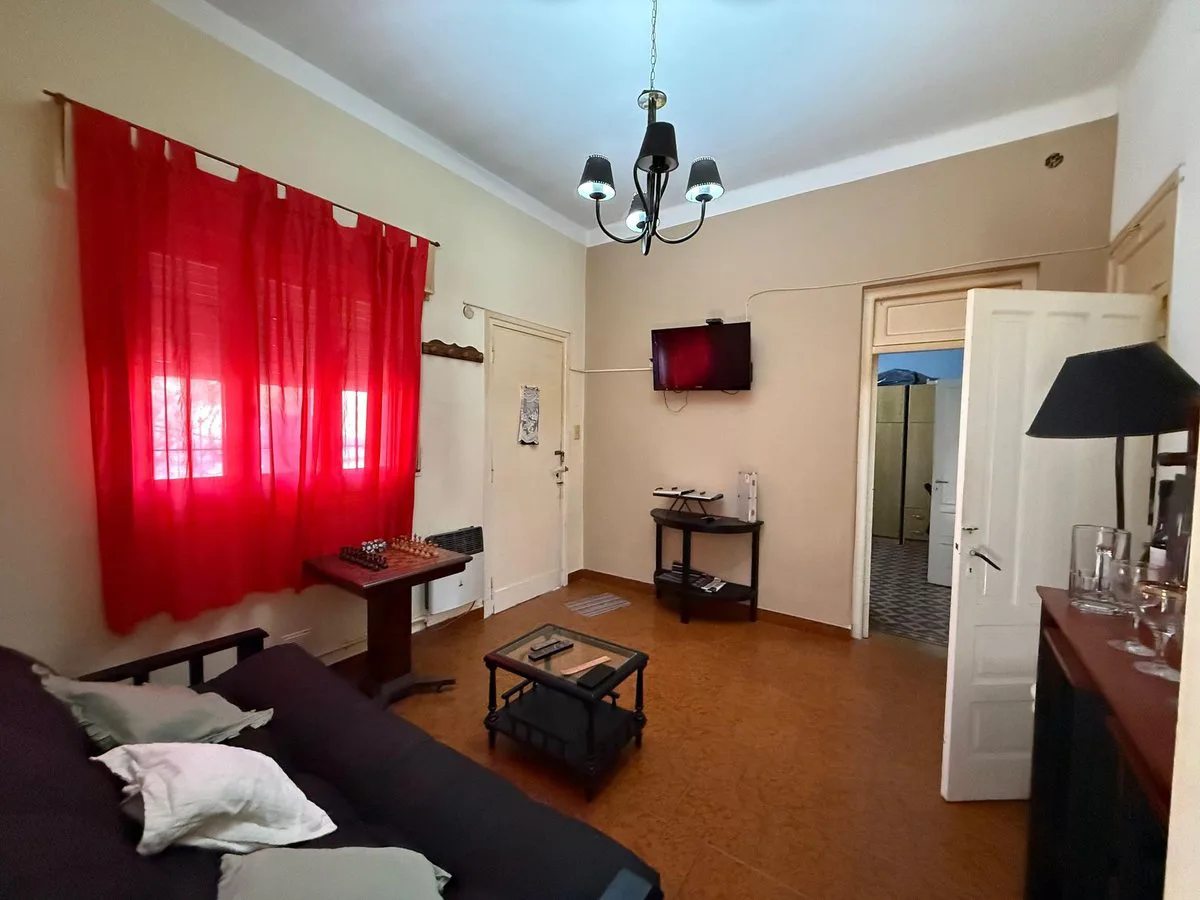 VENTA CASA 2 DORM + DEPTO,  BARRIO VELEZ SARSFIELD foto 4