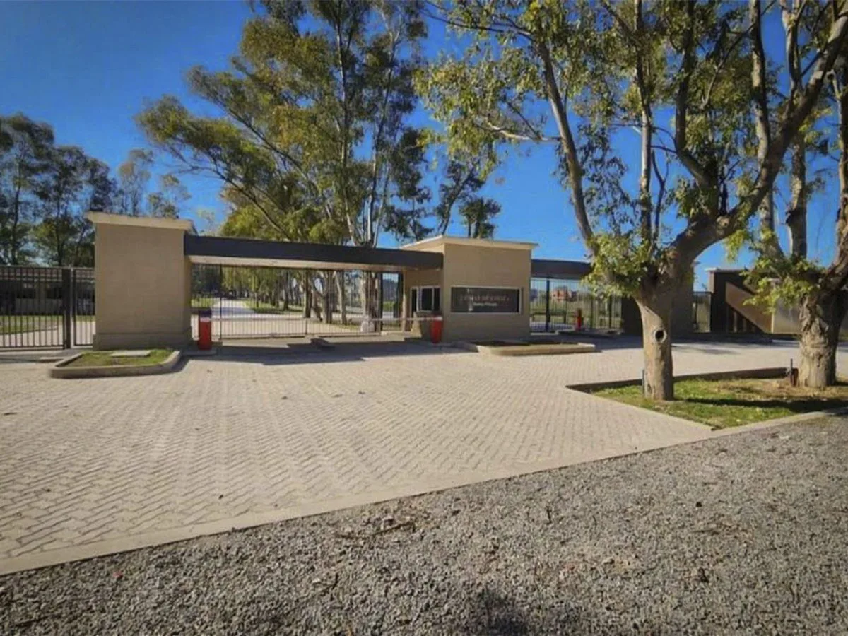 VENTA LOMAS DE EZEIZA foto 2