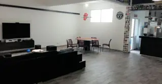 CASA EN VENTA EN MATADEROS 4 AMBIENTES PLAYROOM QUINCHO GARAGE 2 AUTOS foto 3