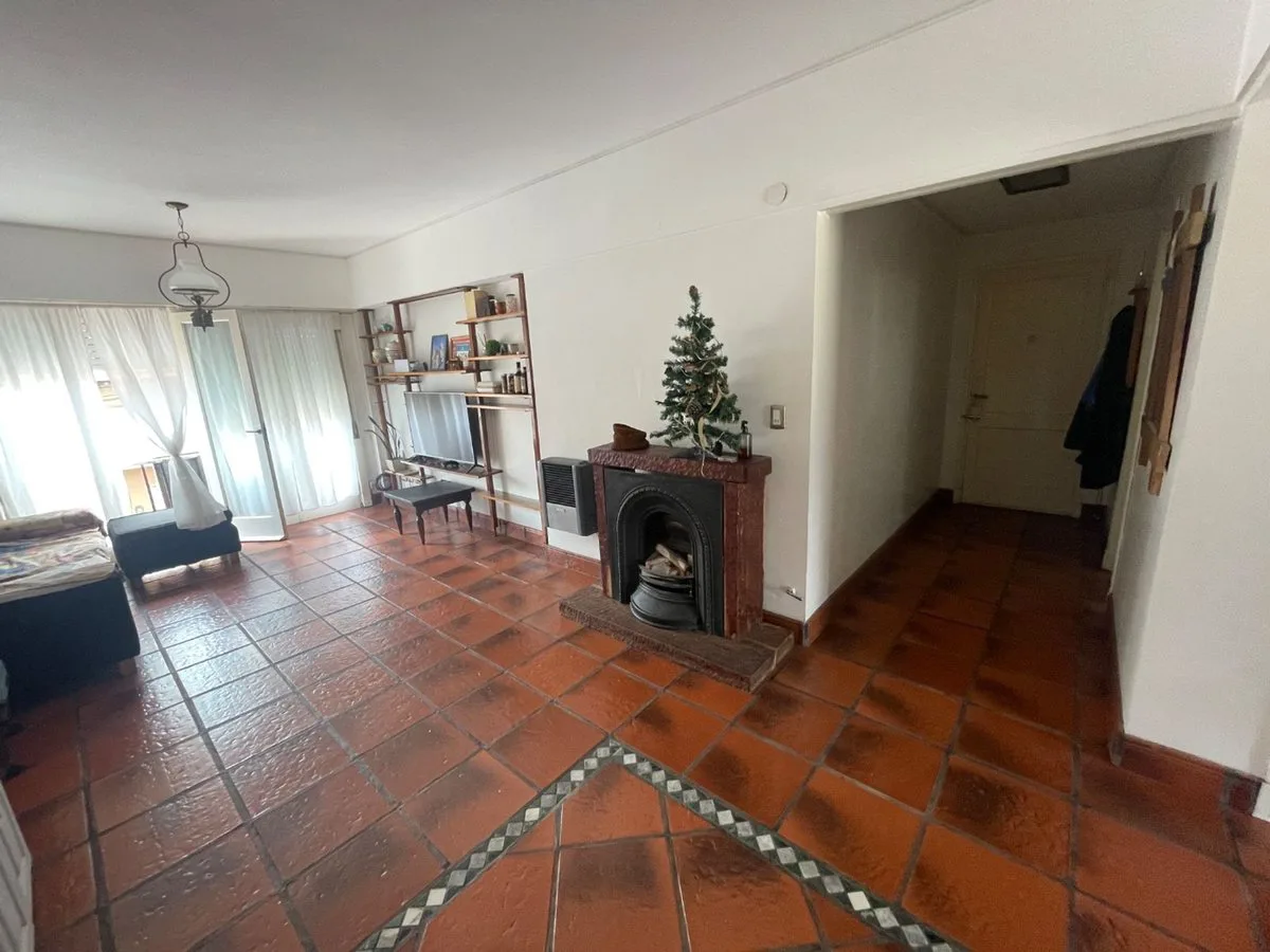 VENTA DEPARTAMENTO 4 AMB PATIO COCHERA NECOCHEA foto 3