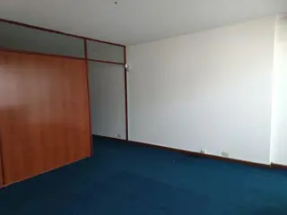 Oficina Comercial de 40 m² en Excelente Estado Muy Luminosa foto 2