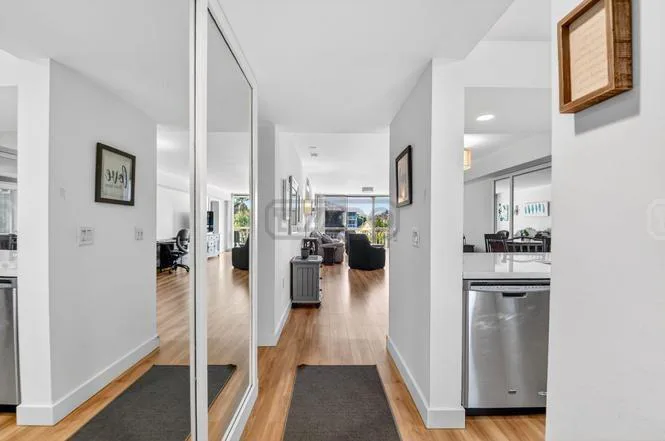 2701 Village Blvd #303 2700 foto 5